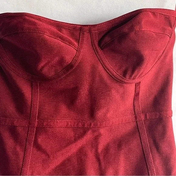 Women's NWOT Pretty Little Think Dark Red Strapless Cocktail Dress - Picture 3 of 10